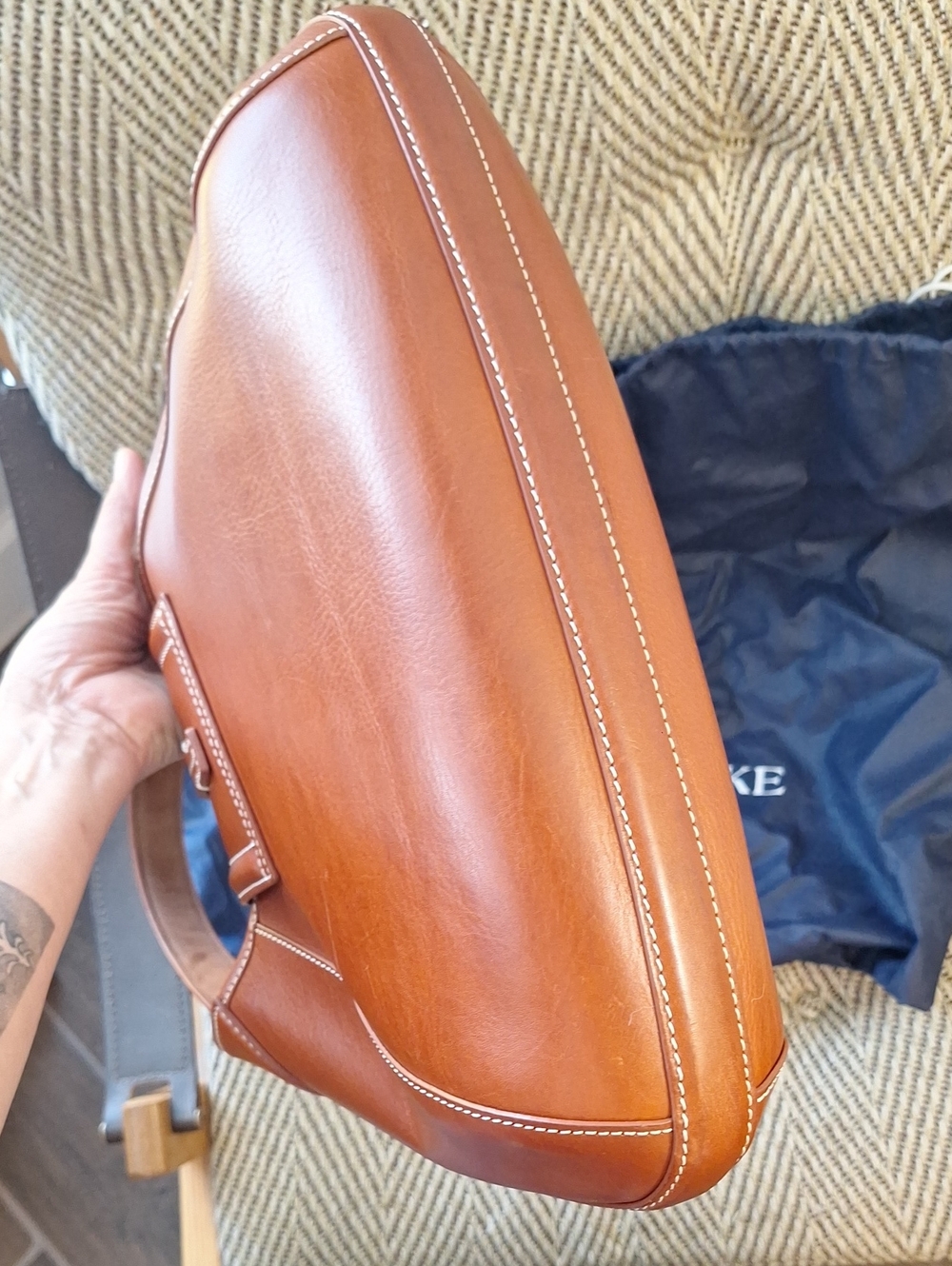 Dooney & Bourke Florentine Toscana Smooth Leather Hobo Bag Large Size - Picture 5 of 16